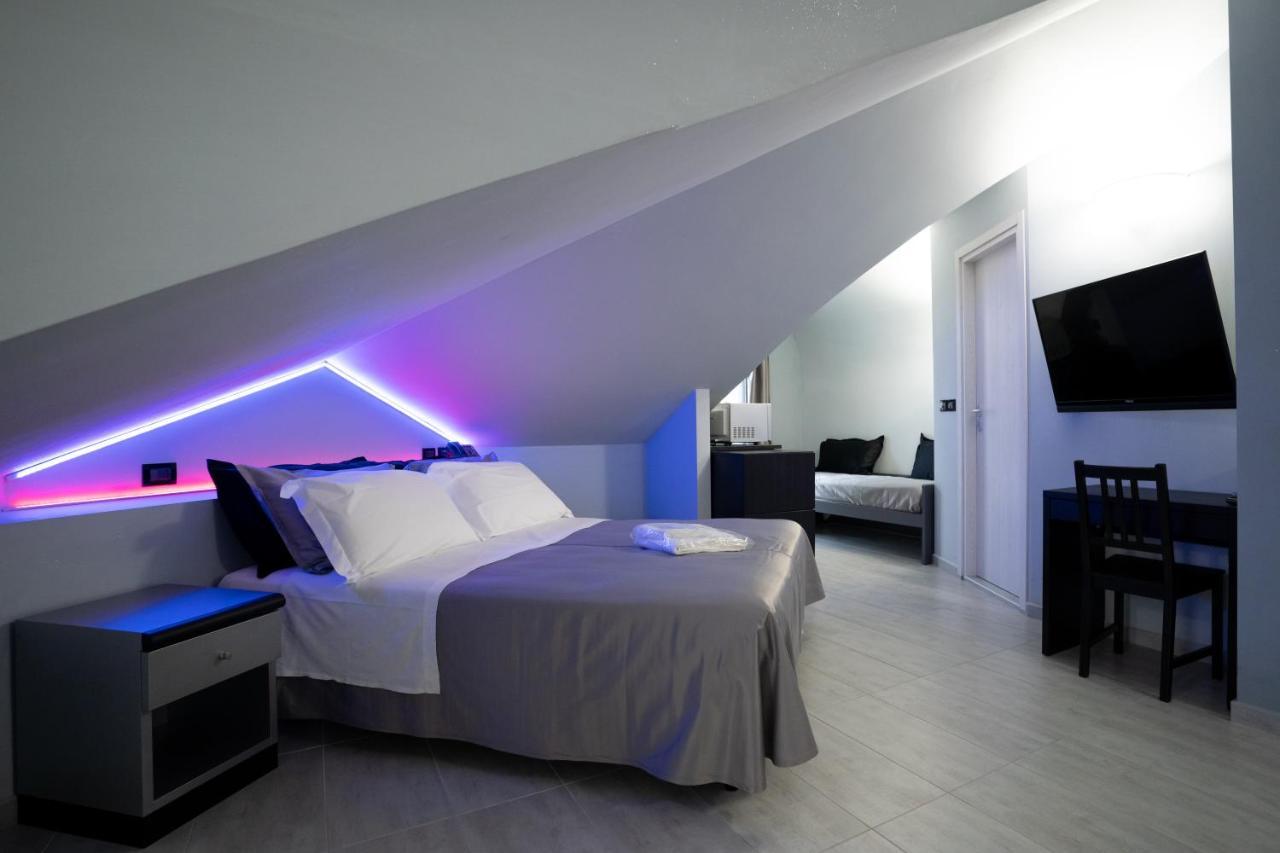 אורבסאנו J Hotel מראה חיצוני תמונה